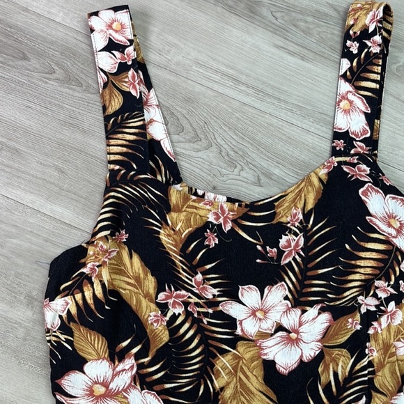 🔆RIP CURL🔆 PLAYABELLA JUMPSUIT - Picture 11 of 16